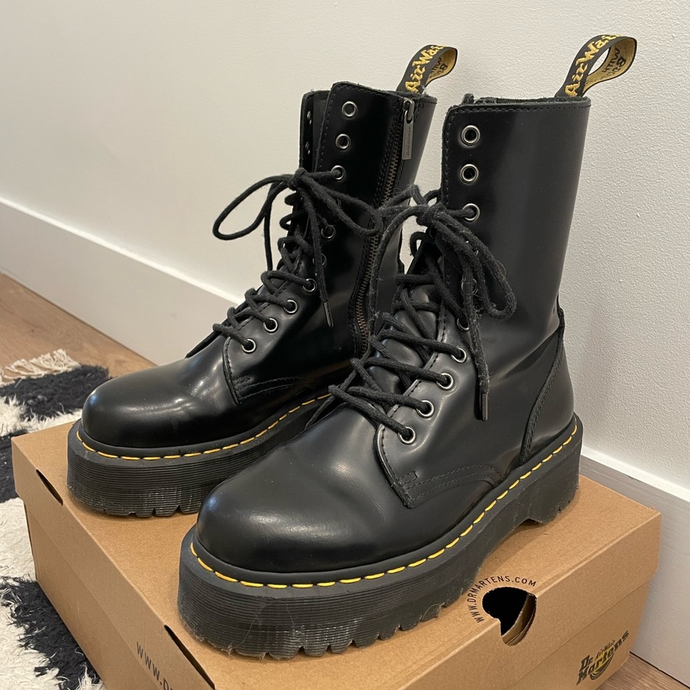 Dr. Martens Jadon Hi Platform Black Boots